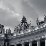 Sichtbare und unsichtbare Kirche: Die Sichtbarkeit der Kirche - Oberer Teil der Peterskirche mit den Aposteln