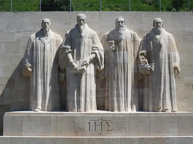 Logische Folgerungen des Protestantismus: Reformator-Statuen in Genf