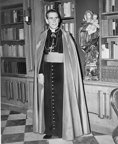 Der Antichrist und seine Gegenkirche: Autor und Porträt von Bischof Fulton Sheen